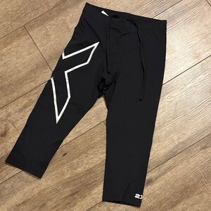 2XU compression pants